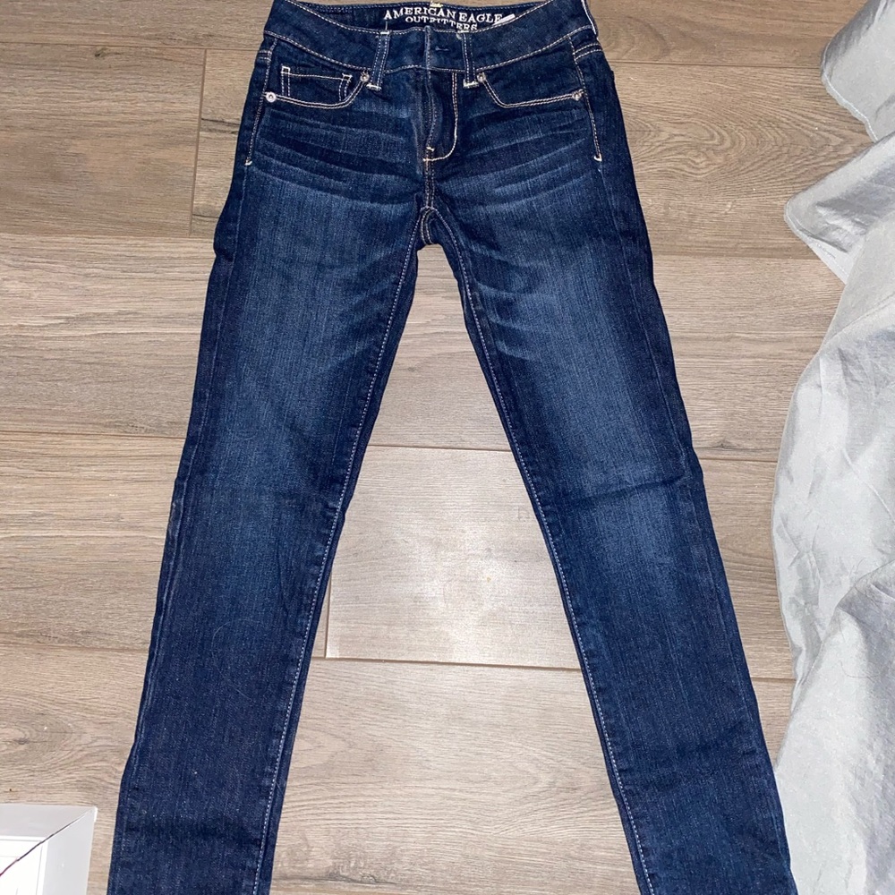 American Eagle low rise, dark wash, denim jeans